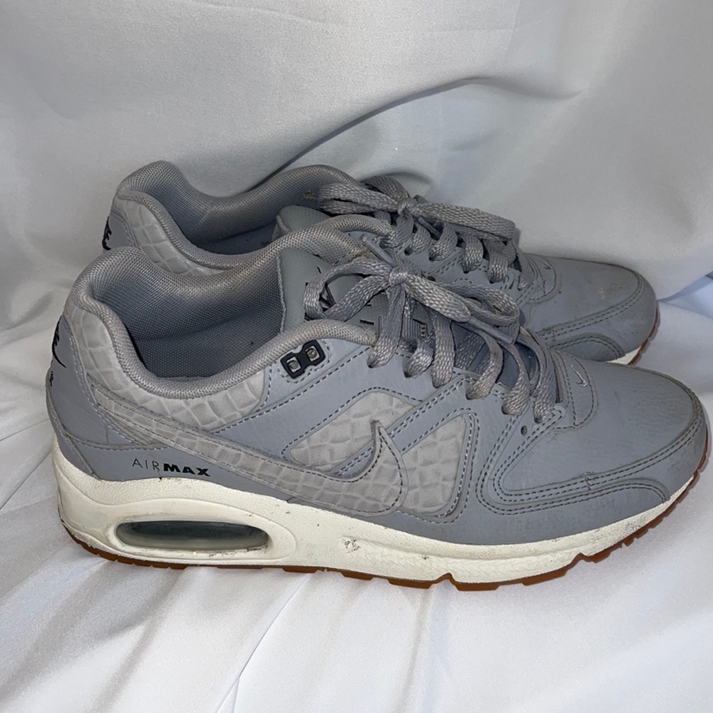 Beautiful fashion Nike shoes